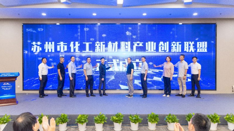 进口涂料树脂的价格主要由以下几部分构成：